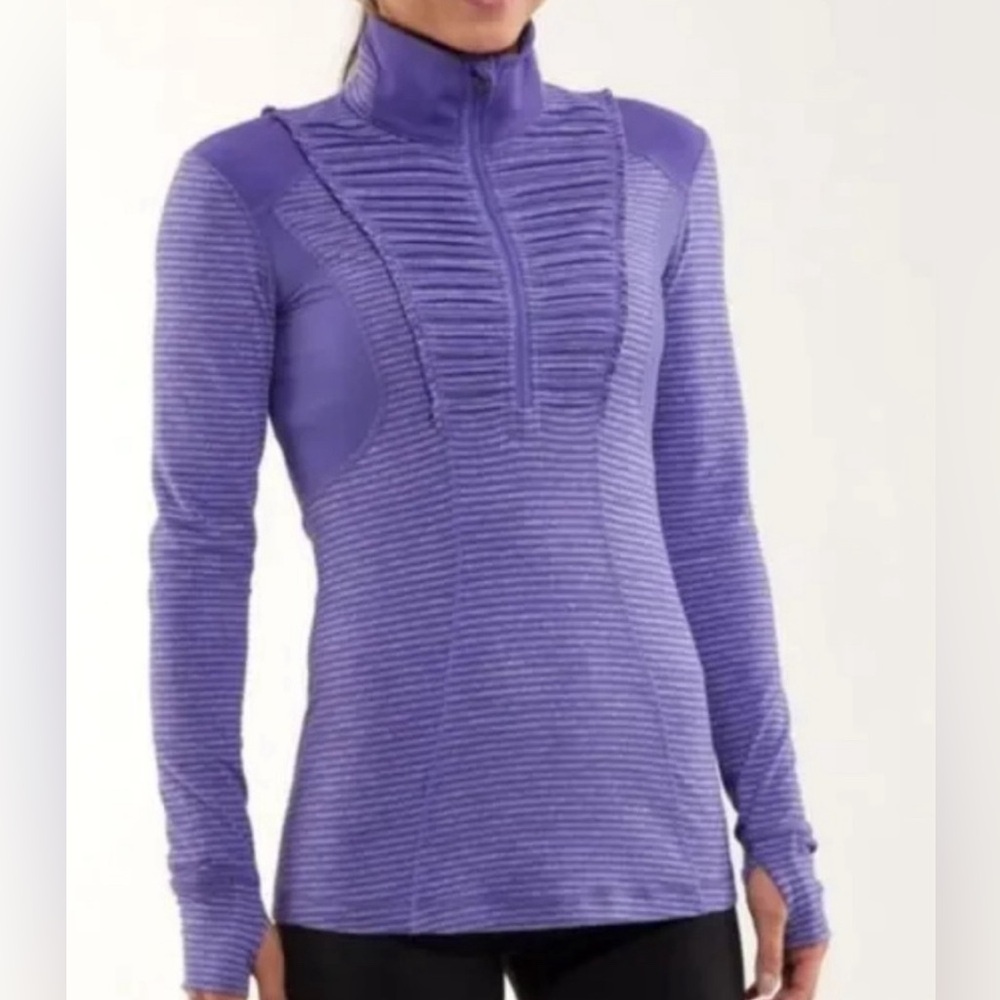 Lululemon Run your heart out Rulu half zip in purple size 6